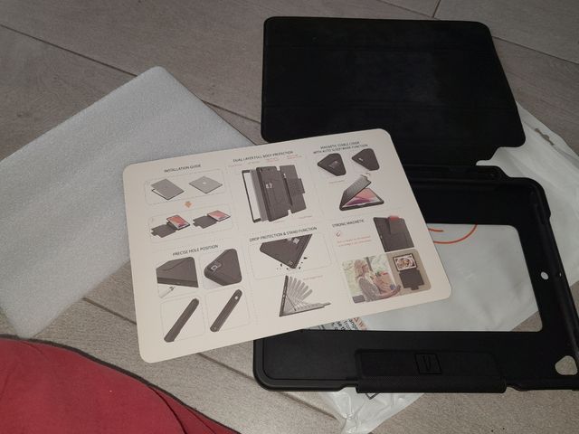 Funda Tucano iPad - Nueva