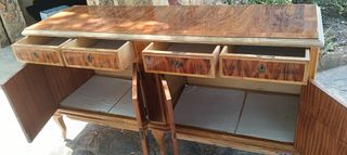 Aparador antiguo de madera