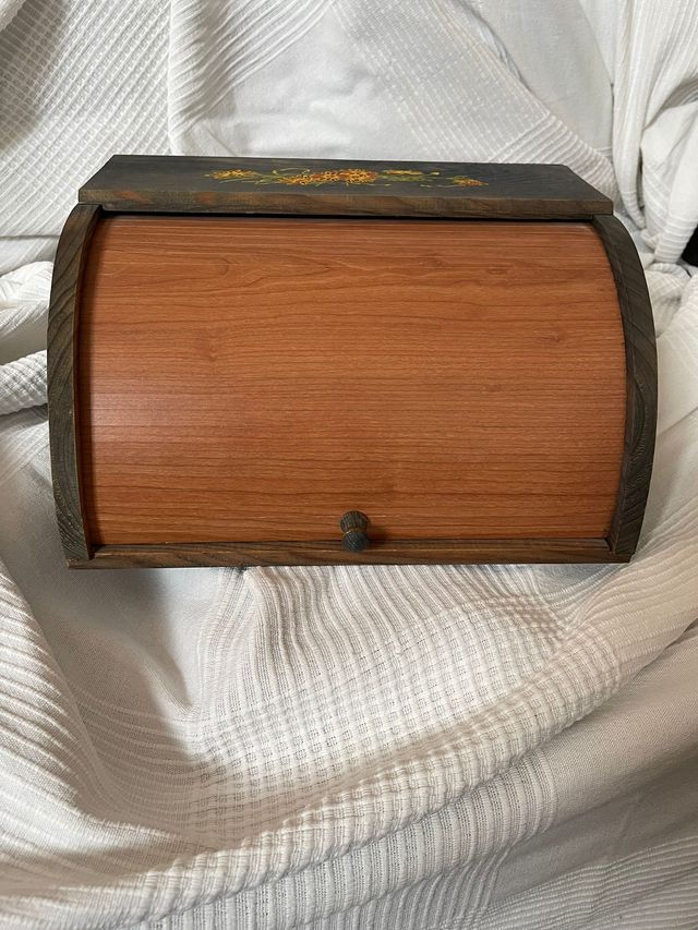 Caja de pan madera vintage