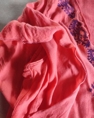 Blusa rosa talla XL - Bordado morado