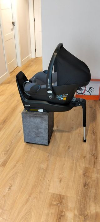 Maxi-Cosi 2wayFix: silla coche bebé