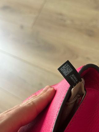 Bolso Michael Kors rosa bandolera