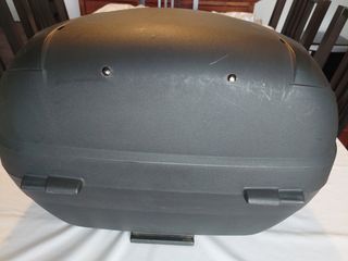 Baúl SH34 Shad: 34L, con parrilla