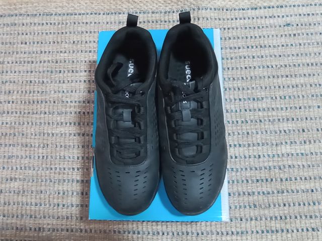 Zapatos  de trabajo negros Suecos