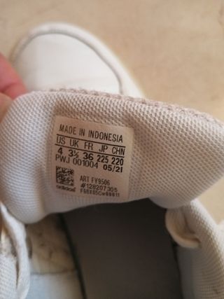 Zapatillas Adidas Niño talla 36