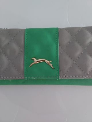 Cartera Gris y Verde
