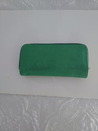 Cartera Gris y Verde