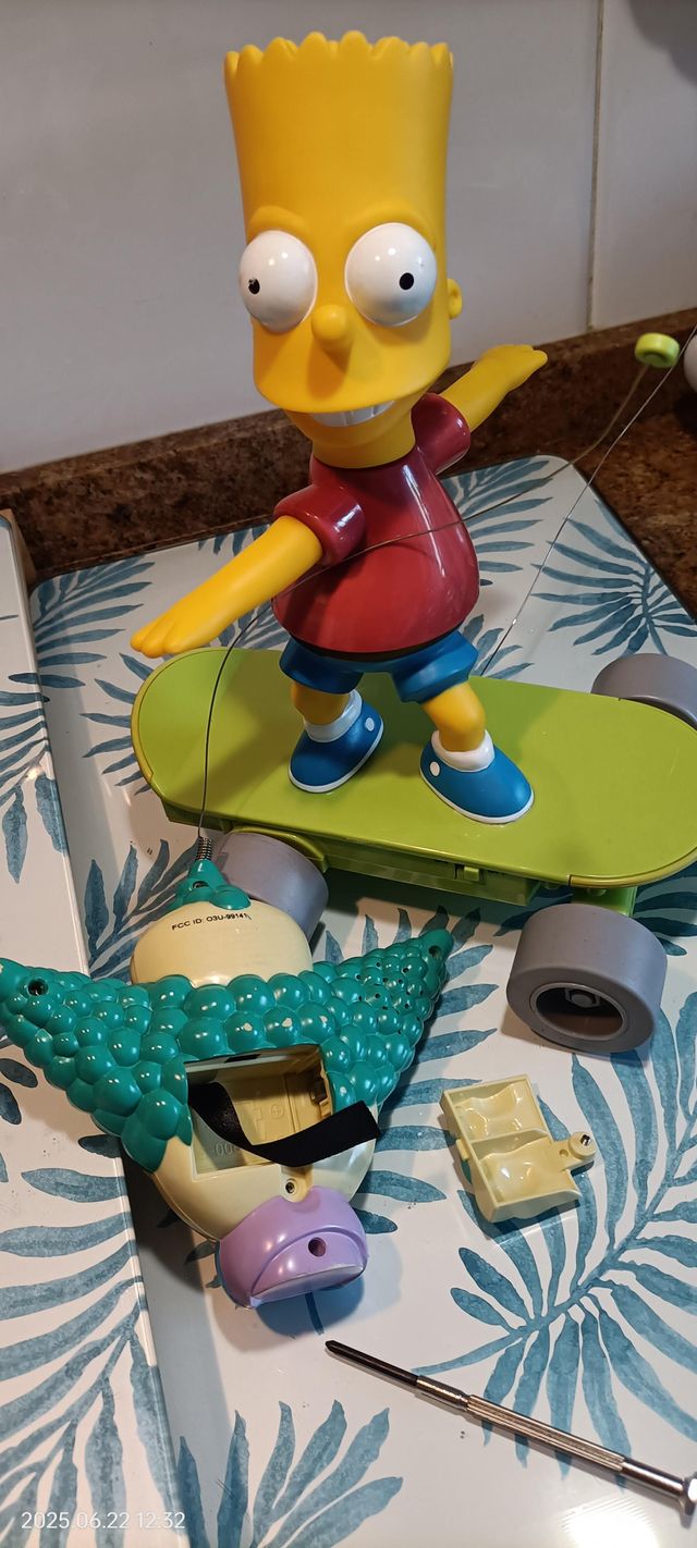 Juguete Bart Simpsons Skate
