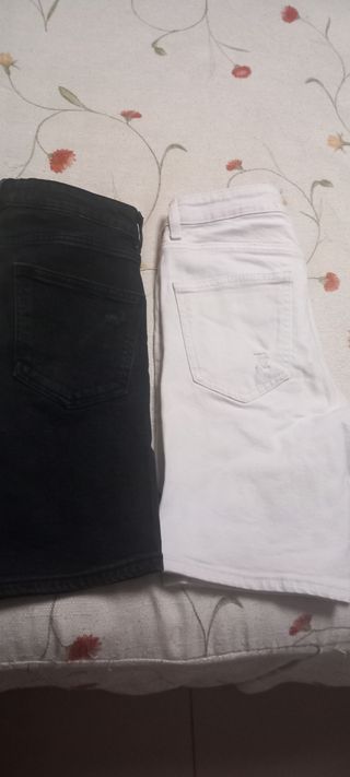 Bermudas Bershka rotos (S) blancas y negras