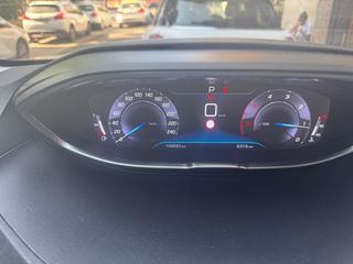 Peugeot 5008 2019