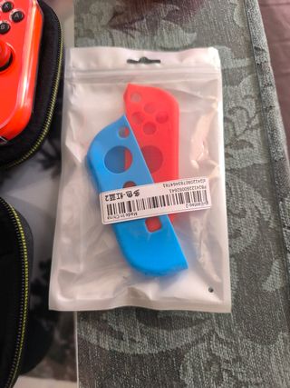 Nintendo Switch Azul/Rojo - Como Nueva