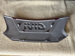 Catadióptrico frontal Maleta TopCase Maxia3