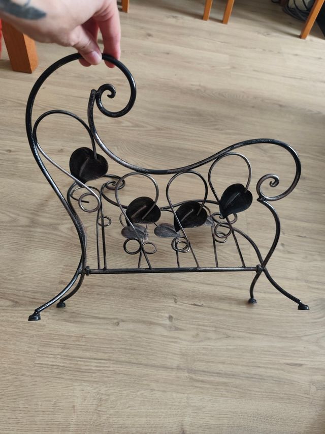 Revistero metal - Forja