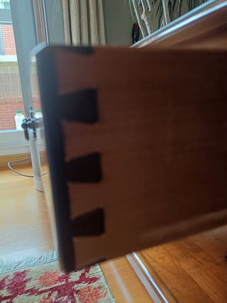 Mesa auxiliar madera colonial