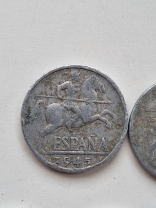 Lote de 62 monedas de Franco, desde 1941.