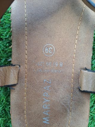Sandalias negras Mary Paz - Talla 38