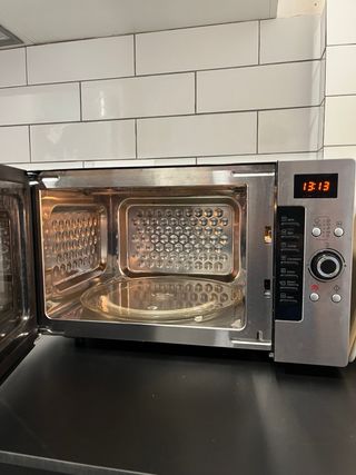 Microondas, interior en acero inox