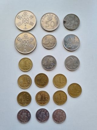 Lote de 19 monedas del Mundial 82. Pesetas. Juan C