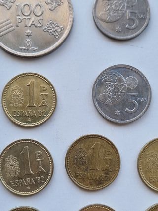 Lote de 19 monedas del Mundial 82. Pesetas. Juan C