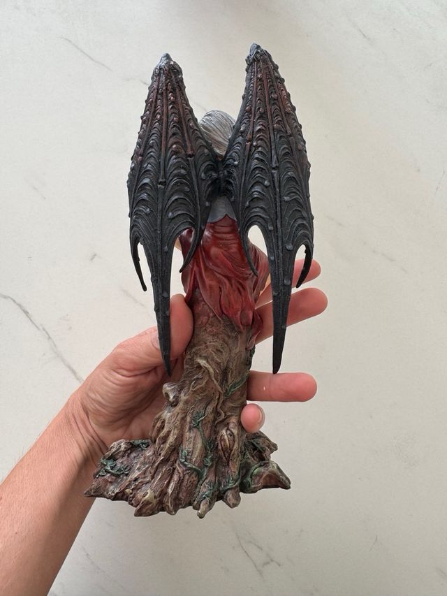 Figura fantasía resina