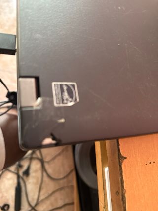 Lenovo ThinkPad L440: Piezas o Reparación