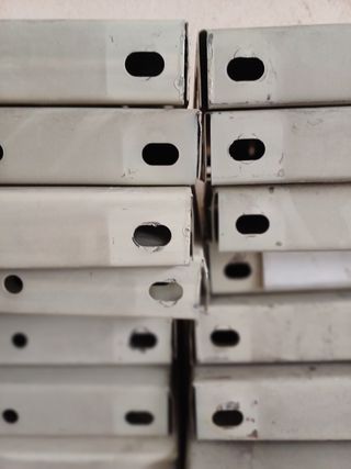 Baldas metálicas/acero. Estantería metálica