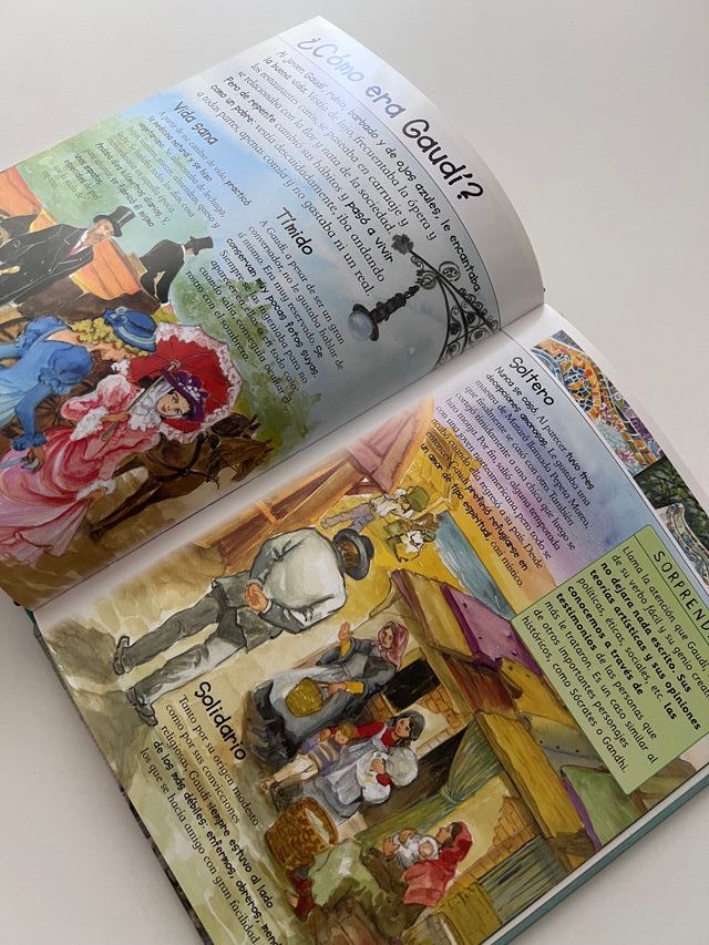 Gaudí MiniBiografias ilustradas +6 años