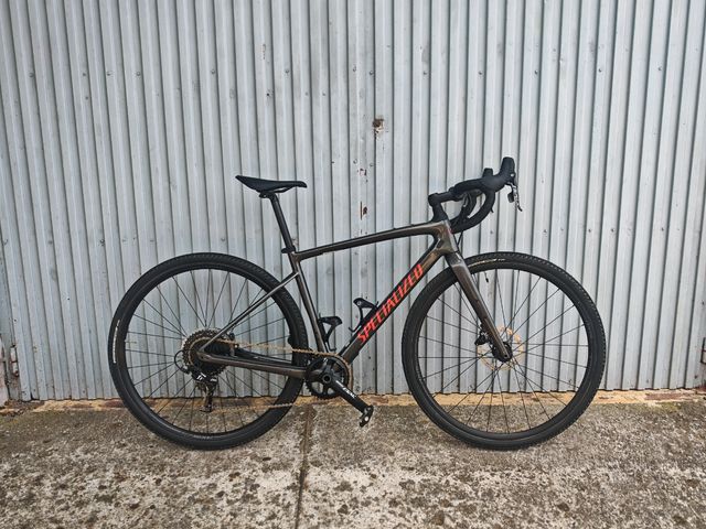 Bicicleta Gravel Specialized Diverge Carbono