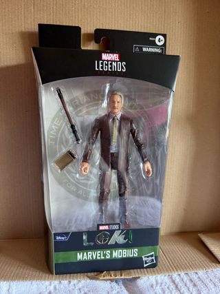 Figura Marvel Legends Mobius