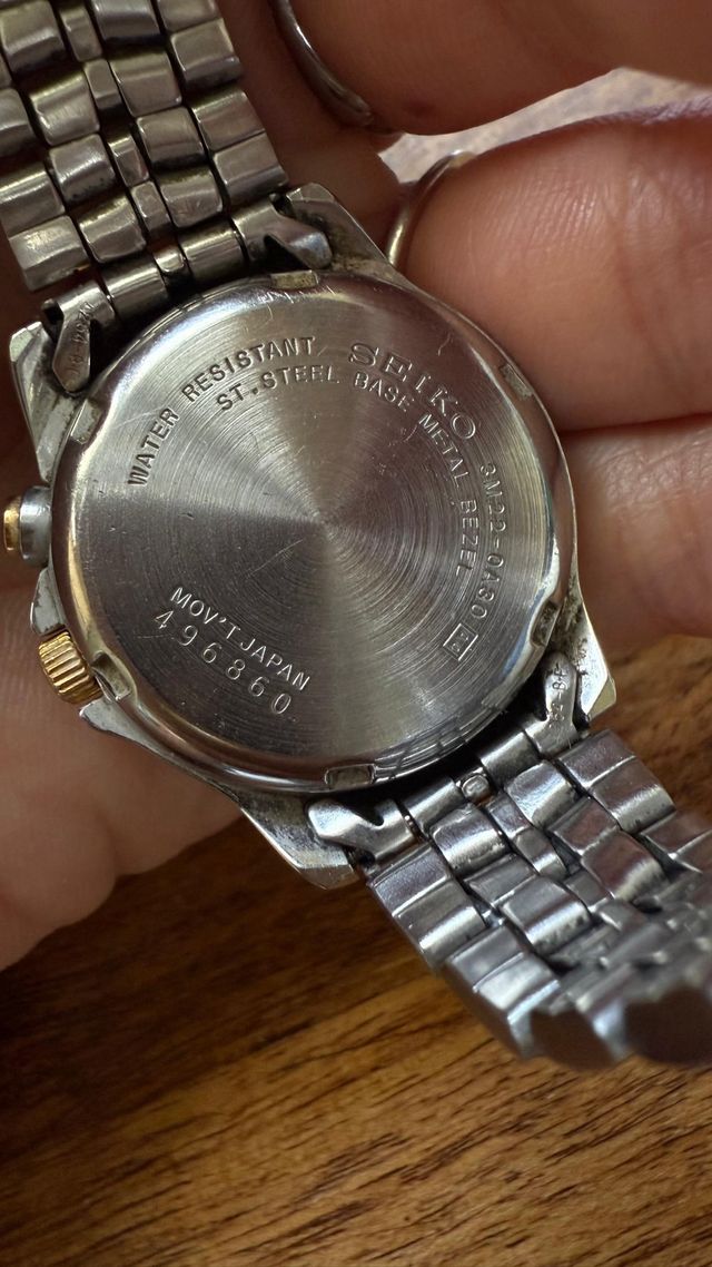 Reloj Seiko Kinetic dorado y plateado