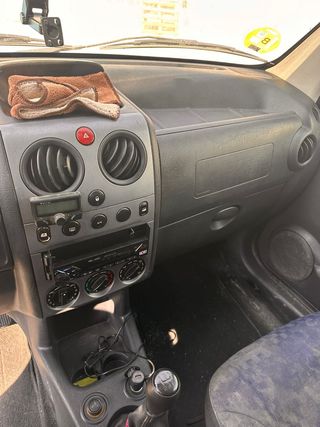 Peugeot e-Partner 2007