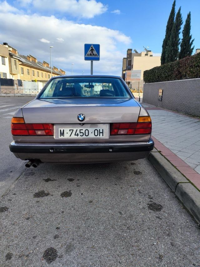 BMW E32 730i CLÁSICO SERIE 7 “se vende o cambia”