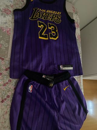 Equipación Lakers James #23 - Talla M