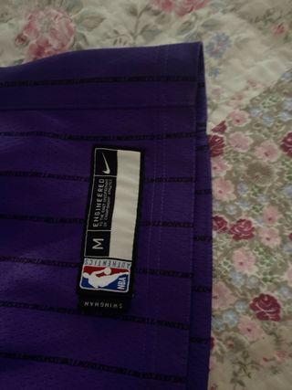 Equipación Lakers James #23 - Talla M
