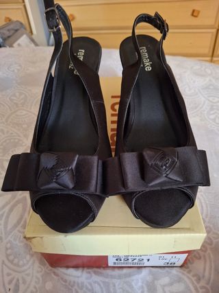 Zapatos Remake Marypaz negros 38/39. Se ajustan