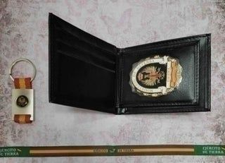 OFERTA SET LLAVERO + CARTERA + REGALO PULSERA