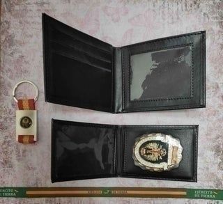 OFERTA SET LLAVERO + CARTERA + REGALO PULSERA