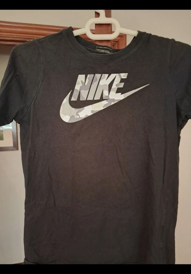 2 Camisetas Nike y Adidas