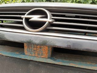 Capó Opel Astra G negro