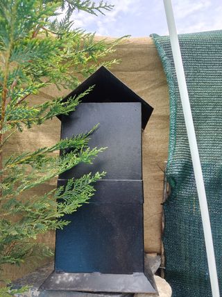 Barbacoa de forja negra