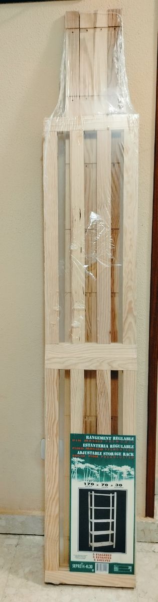 Estantería madera nueva