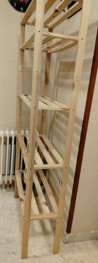 Estantería madera nueva