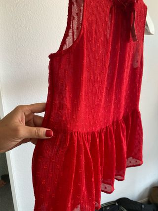 Blusa halter detalles flores Zara. Sin estrenar