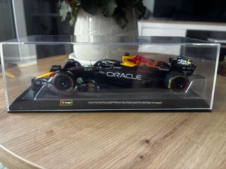 Burago 1:24 Red Bull RB19 Abu Dhabi 2023