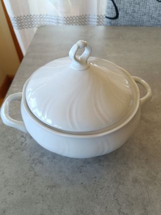 Sopera blanca porcelana