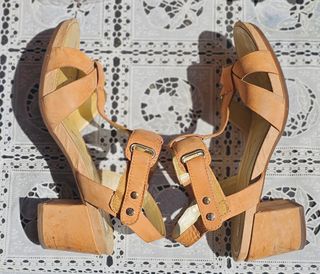 Sandali Geox marroni donna, tacco