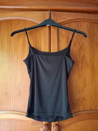 Blusa negra tirantes