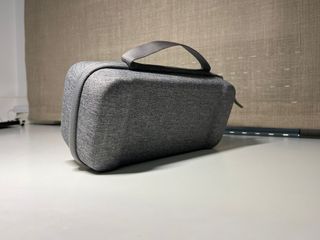 Nintendo Switch OLED Blanca + Estuche + Juego