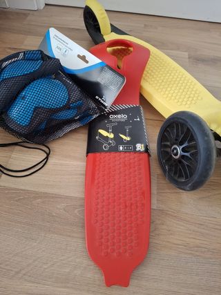 Patinete infantil Decathlon + accesorios