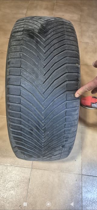225-45-20 michelin 